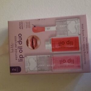 Lip oil